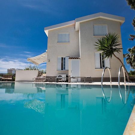 Merab Center Villas Айя-Напа Экстерьер фото